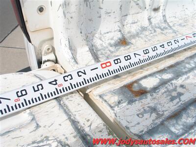 2017 Chevrolet Silverado 2500 Work Truck  4X4 CREW CAB, 8' BOX, LOW 59,000 MILES - Photo 26 - North Platte, NE 69101