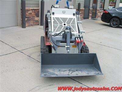 2025 BTTL ST28-6 Mini Skid Steer - Photo 2 - North Platte, NE 69101