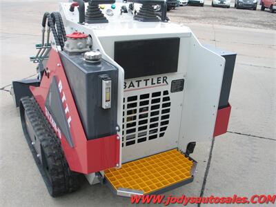 2025 BTTL ST28-6 Mini Skid Steer - Photo 6 - North Platte, NE 69101