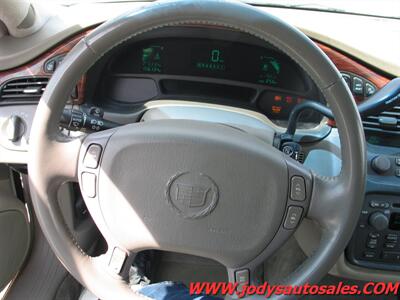 2002 Cadillac DeVille   - Photo 14 - North Platte, NE 69101