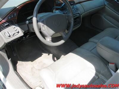 2002 Cadillac DeVille   - Photo 2 - North Platte, NE 69101
