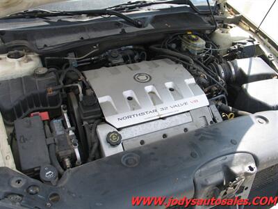 2002 Cadillac DeVille   - Photo 31 - North Platte, NE 69101