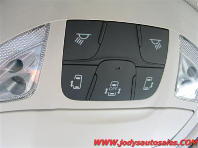 2017 Chrysler Pacifica Hybrid Touring Plus Touring Plus, HYBRID, LOW 50,000 MILE - Photo 25 - North Platte, NE 69101