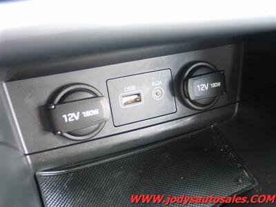 2016 Hyundai SONATA Hybrid  LOW, LOW 39,000 - Photo 21 - North Platte, NE 69101