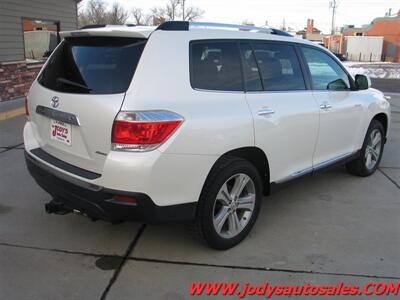 2012 Toyota Highlander Limited  Limited, AWD,  3RD SEAT, NAV. Heated Leather Seats - Photo 43 - North Platte, NE 69101