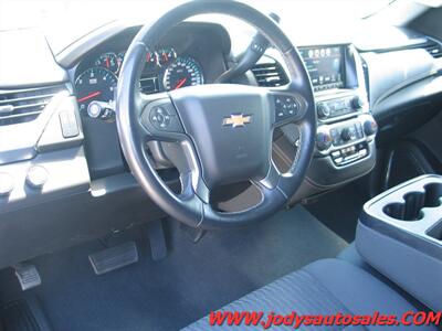 2020 Chevrolet Tahoe LS LS, 4X4, EcoTec3 5.3L V8 - Photo 2 - North Platte, NE 69101