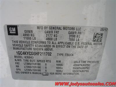 2017 Chevrolet Silverado 3500 Work Truck  CREW CAB, 4X4, 8' Box, 6.0L  V8 - Photo 36 - North Platte, NE 69101