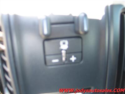 2017 Chevrolet Silverado 3500 Work Truck  CREW CAB, 4X4, 8' Box, 6.0L  V8 - Photo 9 - North Platte, NE 69101