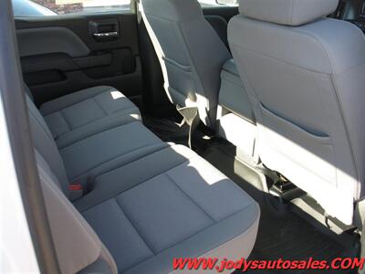 2017 Chevrolet Silverado 3500 Work Truck  CREW CAB, 4X4, 8' Box, 6.0L  V8 - Photo 24 - North Platte, NE 69101