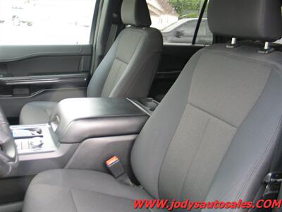 2019 Ford Expedition MAX  MAX, 4WD, 3RD ROW SEAT, LOW 52,000 MILES - Photo 5 - North Platte, NE 69101