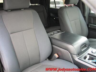 2019 Ford Expedition MAX  MAX, 4WD, 3RD ROW SEAT, LOW 52,000 MILES - Photo 23 - North Platte, NE 69101