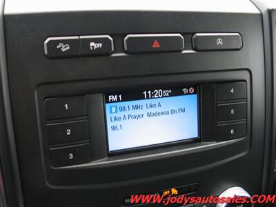 2019 Ford Expedition MAX  MAX, 4WD, 3RD ROW SEAT, LOW 52,000 MILES - Photo 15 - North Platte, NE 69101