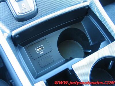 2023 Hyundai SANTA FE  SE, AWD, 2.5L I4 - Photo 18 - North Platte, NE 69101