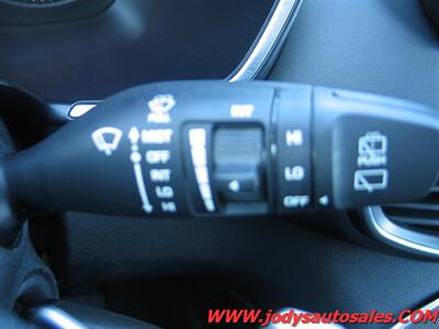 2023 Hyundai SANTA FE  SE, AWD, 2.5L I4 - Photo 11 - North Platte, NE 69101