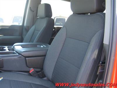 2021 Chevrolet Silverado 2500 LT  LT, DURAMAX DEISEL, CREW CAB 4X4 - Photo 5 - North Platte, NE 69101
