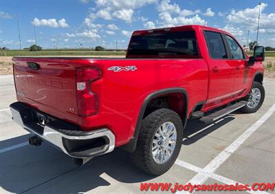 2021 Chevrolet Silverado 2500 LT   - Photo 2 - North Platte, NE 69101