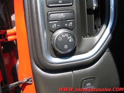 2021 Chevrolet Silverado 2500 LT  LT, DURAMAX DEISEL, CREW CAB 4X4 - Photo 6 - North Platte, NE 69101