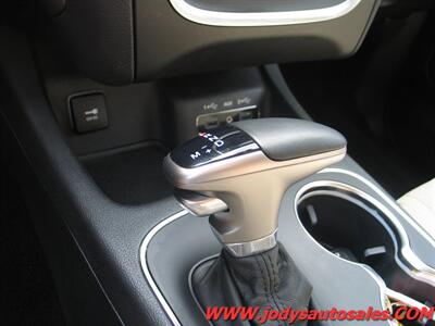 2019 Dodge Durango SXT SXT,AWD, 3ED ROW SEATING, LOW, LOW 39,000 MILES - Photo 20 - North Platte, NE 69101
