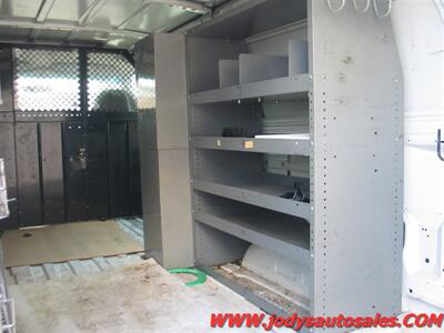 2000 Ford E-Series Van CARGO VAN, V6 4.2 - Photo 14 - North Platte, NE 69101