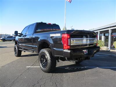 2022 Ford F-250 Super Duty Platinum - Photo 3 - Auburn, CA 95603
