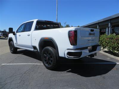 2025 GMC Sierra 2500HD AT4 - Photo 3 - Auburn, CA 95603