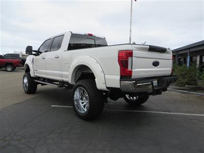 2019 Ford F-250 Super Duty Lariat   - Photo 3 - Auburn, CA 95603