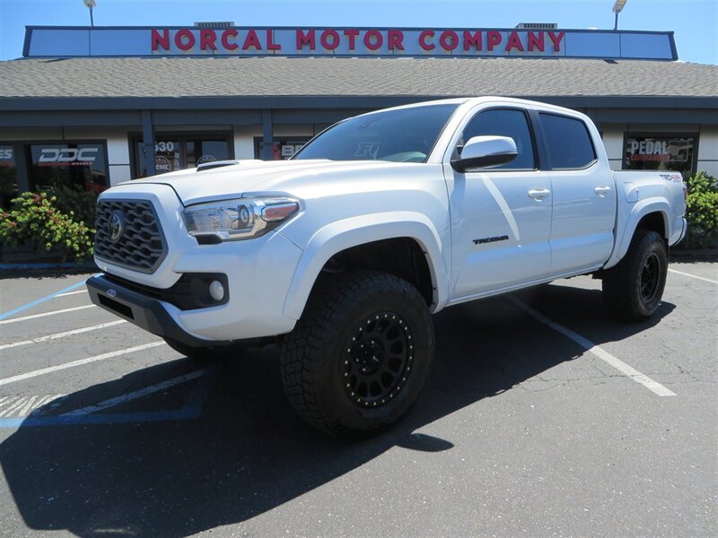 2021 Toyota Tacoma TRD Sport - Photo 1 - Auburn, CA 95603