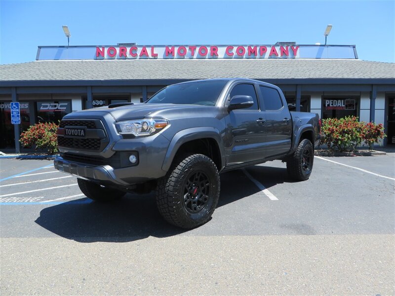 2018 Toyota Tacoma TRD Sport - Photo 1 - Auburn, CA 95603