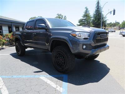2018 Toyota Tacoma TRD Sport   - Photo 3 - Auburn, CA 95603