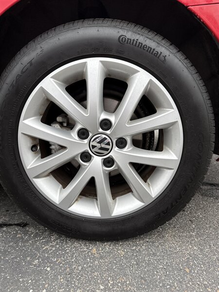 2015 Volkswagen Jetta SE photo 29