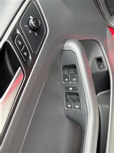 2015 Volkswagen Jetta SE   - Photo 10 - Spokane, WA 99202