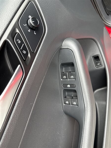 2015 Volkswagen Jetta SE photo 18