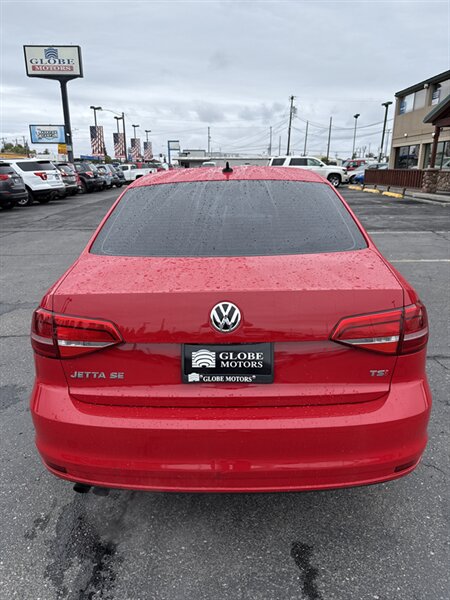 2015 Volkswagen Jetta SE photo 6