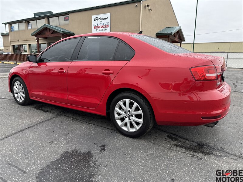 2015 Volkswagen Jetta SE photo 4