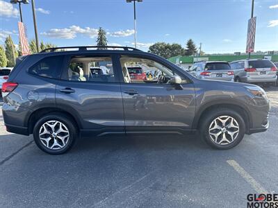 2022 Subaru Forester Premium  AWD - Photo 2 - Spokane, WA 99202