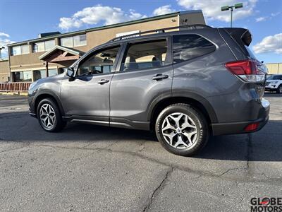2022 Subaru Forester Premium  AWD - Photo 4 - Spokane, WA 99202
