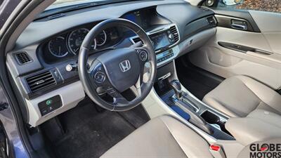 2015 Honda Accord EX-L w/Navi   - Photo 31 - Spokane, WA 99202