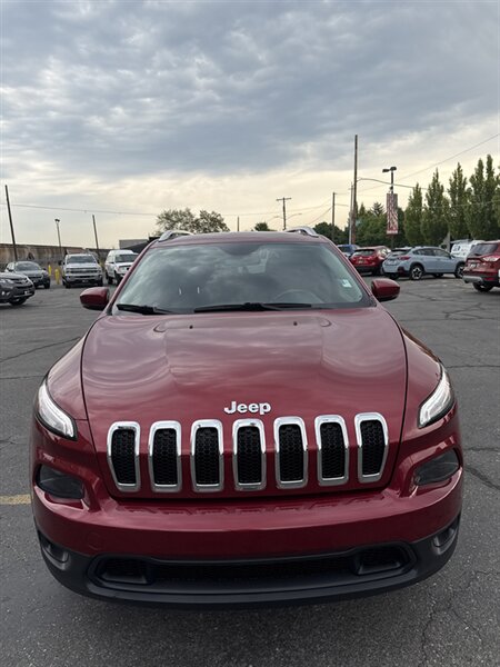 2016 Jeep Cherokee Latitude photo 6
