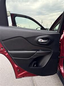 2016 Jeep Cherokee Latitude   - Photo 12 - Spokane, WA 99202