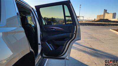 2017 Cadillac Escalade Premium Luxury  4WD - Photo 55 - Spokane, WA 99202