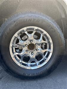 2004 Cadillac Escalade AWD - Photo 14 - Spokane, WA 99202