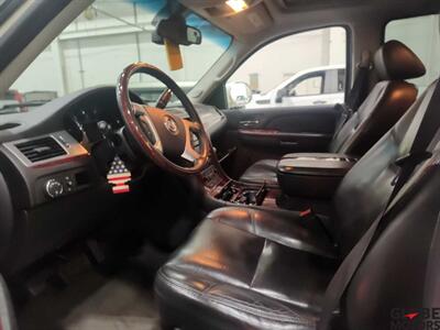 2007 Cadillac Escalade AWD - Photo 5 - Spokane, WA 99202