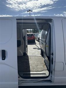 2016 Nissan NV SV  Cargo Van - Photo 9 - Spokane, WA 99202