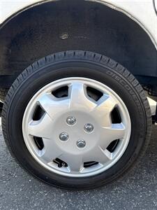 2016 Nissan NV SV  Cargo Van - Photo 15 - Spokane, WA 99202