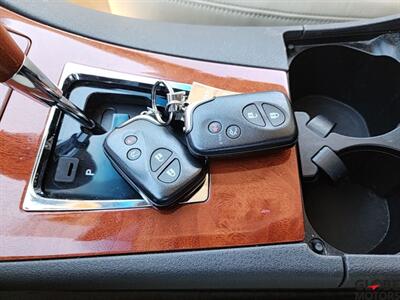 2012 Lexus ES 350   - Photo 7 - Spokane, WA 99202