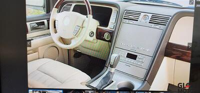 2005 Lincoln Navigator Luxury   - Photo 5 - Spokane, WA 99202