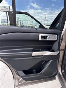 2021 Ford Explorer Limited 3rd Row Seating - Photo 18 - Spokane, WA 99202