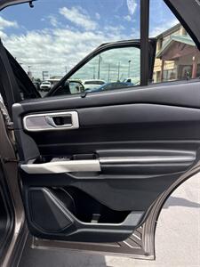 2021 Ford Explorer Limited 3rd Row Seating - Photo 20 - Spokane, WA 99202