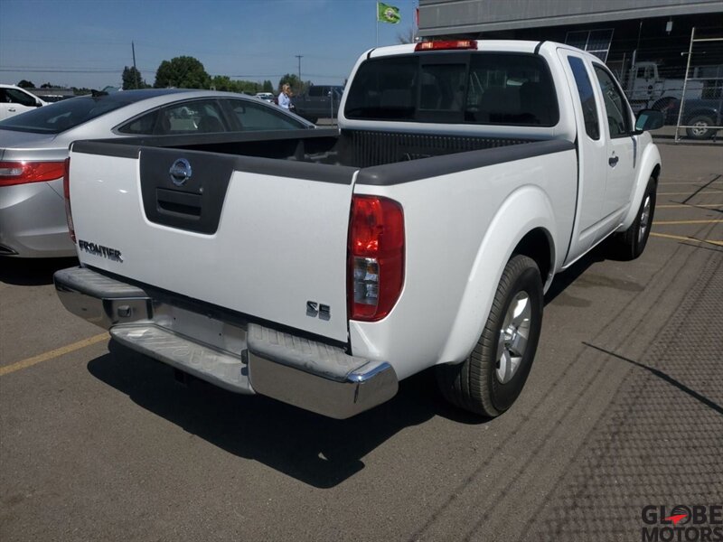 2010 Nissan Frontier SE V6  