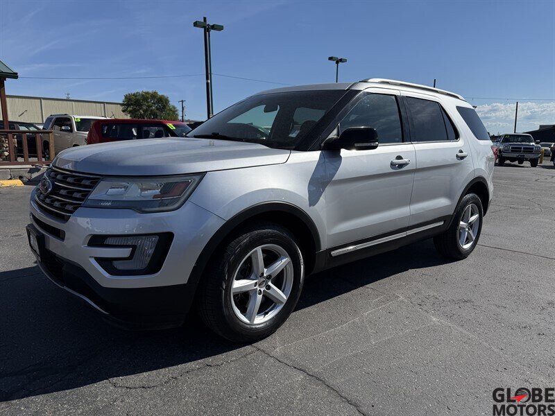 2016 Ford Explorer XLT 4WD - Photo 1 - Spokane, WA 99202